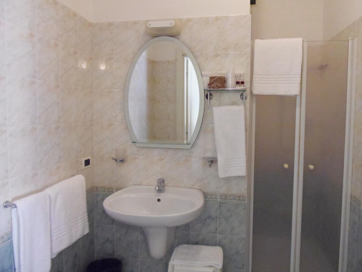 Albergo Sirena Bazzano Eksteriør billede