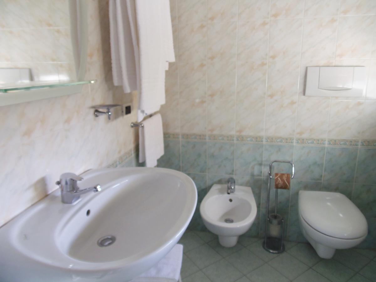 Albergo Sirena Bazzano Eksteriør billede